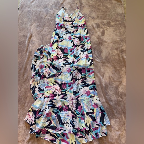 Forever 21 White Satin Dress - Picture 7 of 14